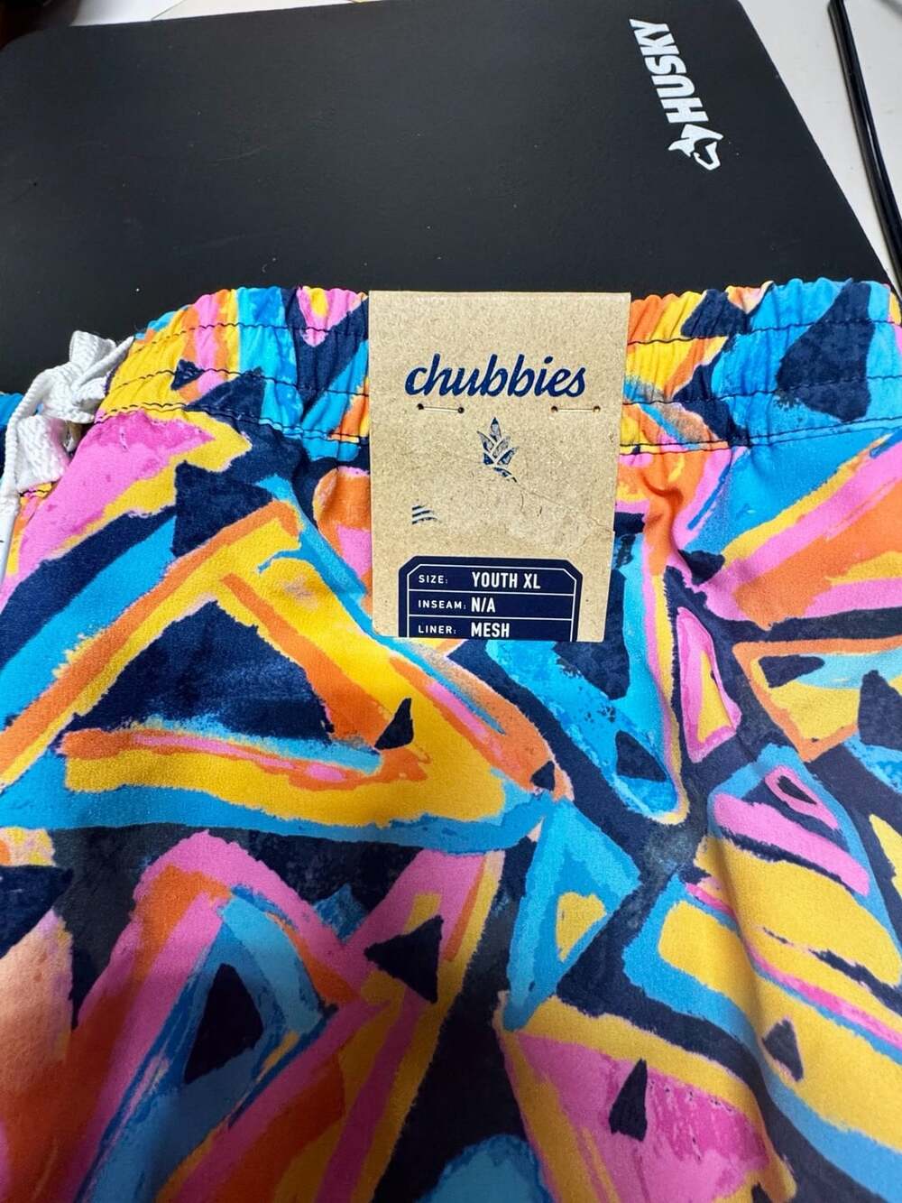 SO12 Youth 18-20 Chubbies Exploding Nachos Swim Trunks Nwt - Picture 2 of 4